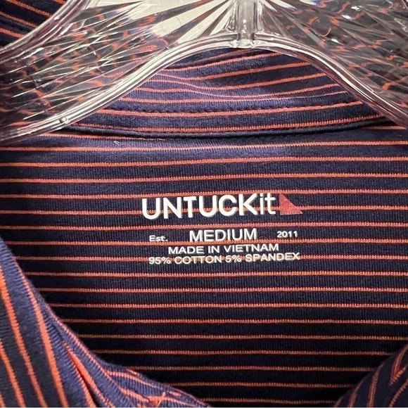 Untuckit mens wrinkle free polo shirt size M striped red & blue - Picture 8 of 10